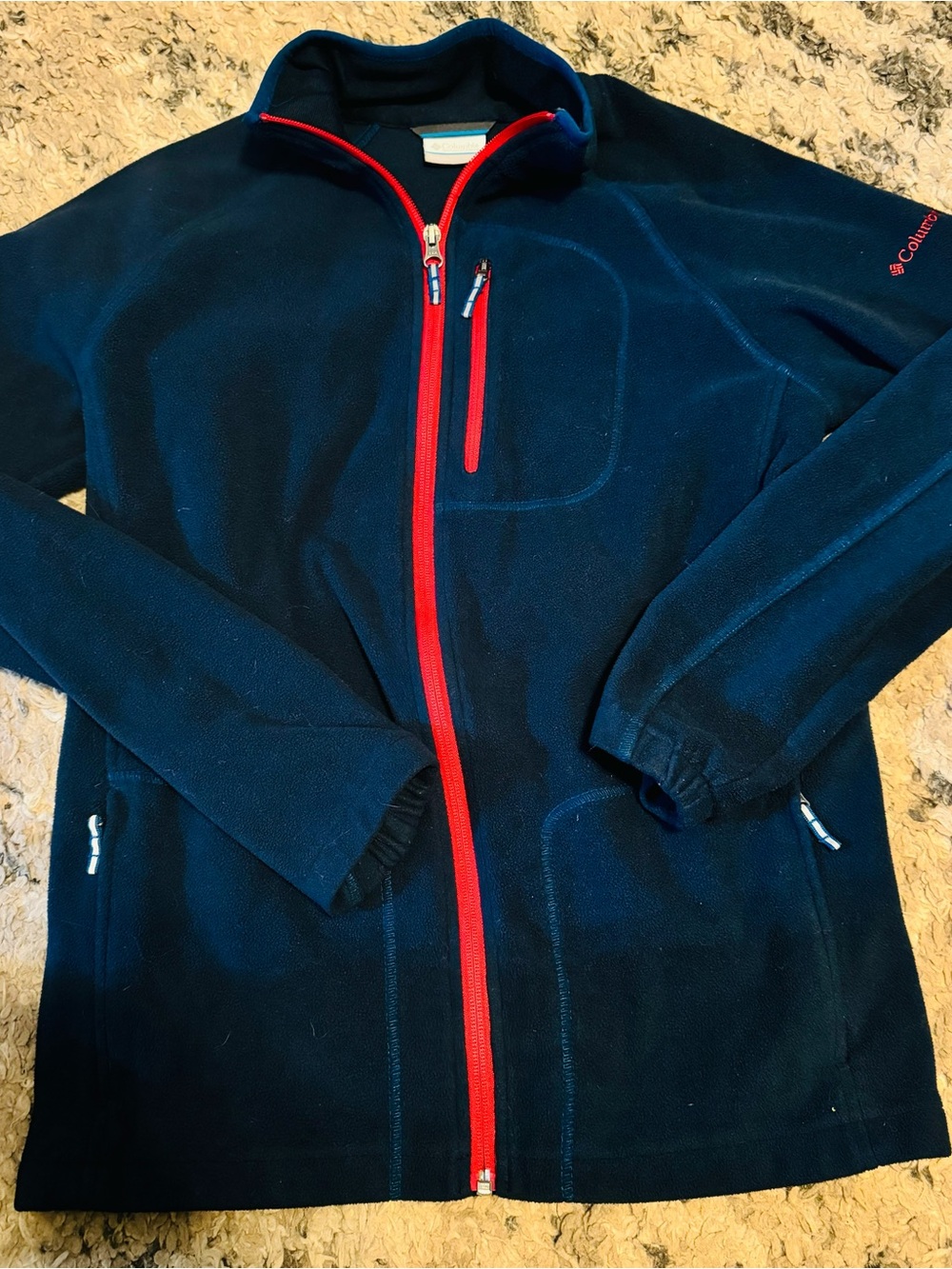 Columbia women’s xl Navy Fleece Jacket with Red Zipper Accents